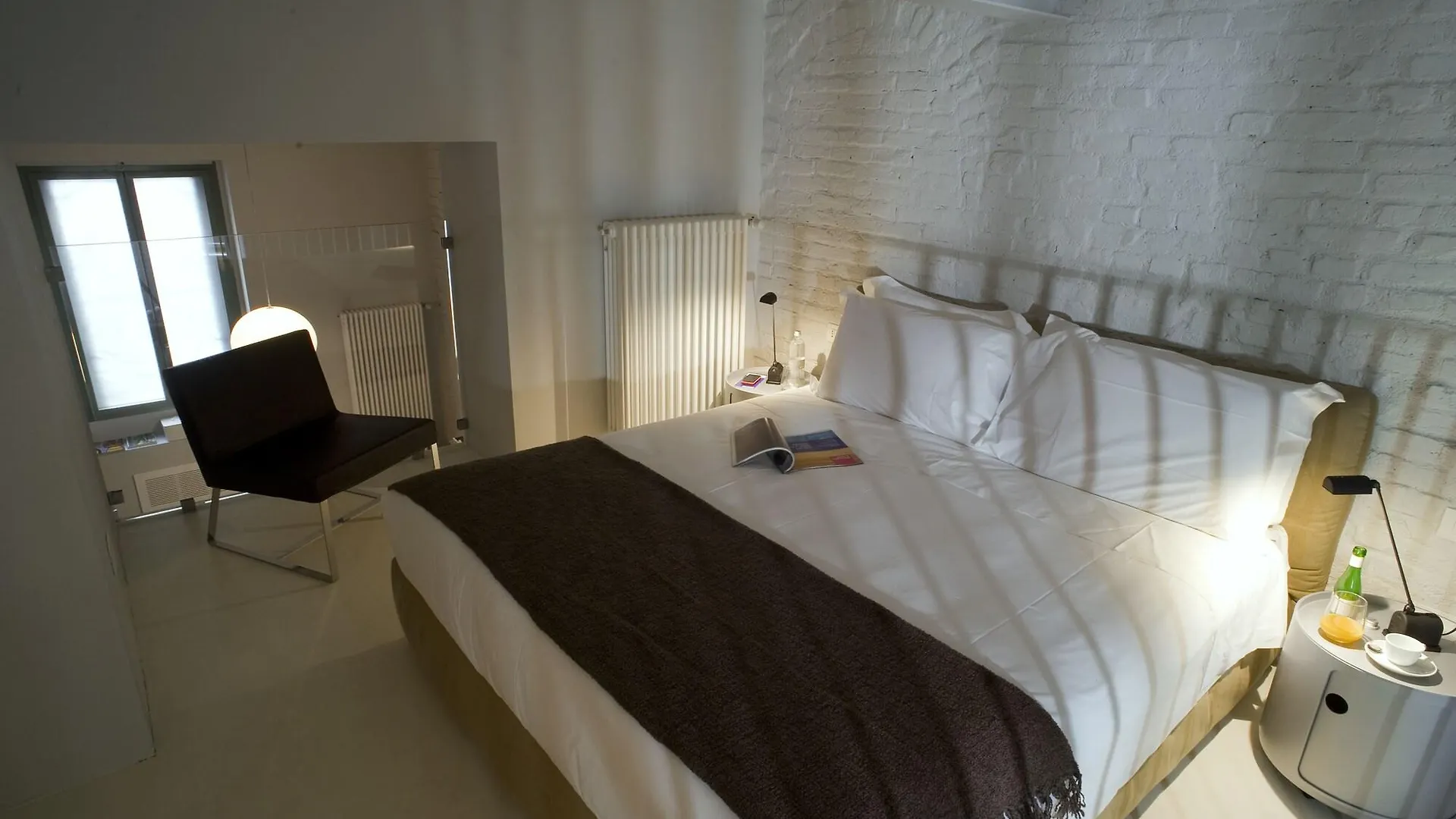 Milan Design Suites 0*,  Olaszország