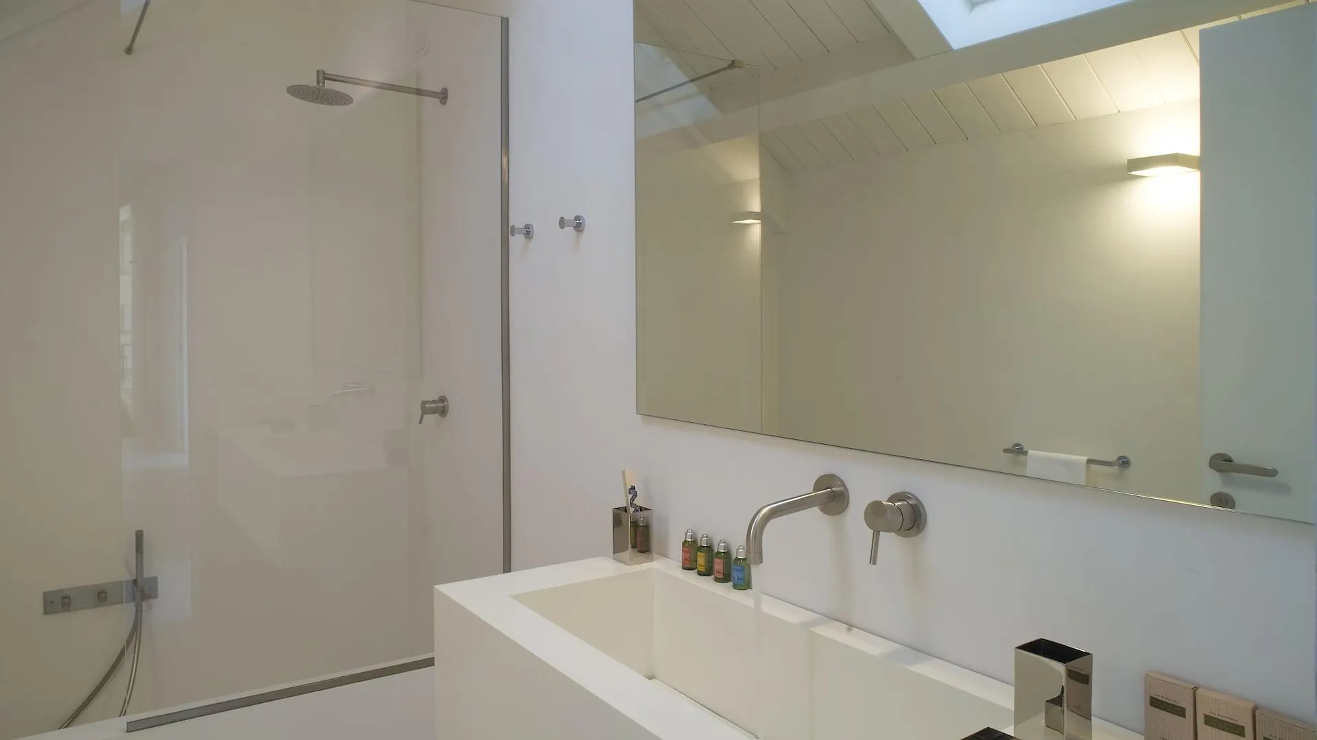 Milan Design Suites 0*,  Olaszország