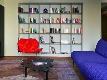 Milan Design Suites 0*,  Olaszország