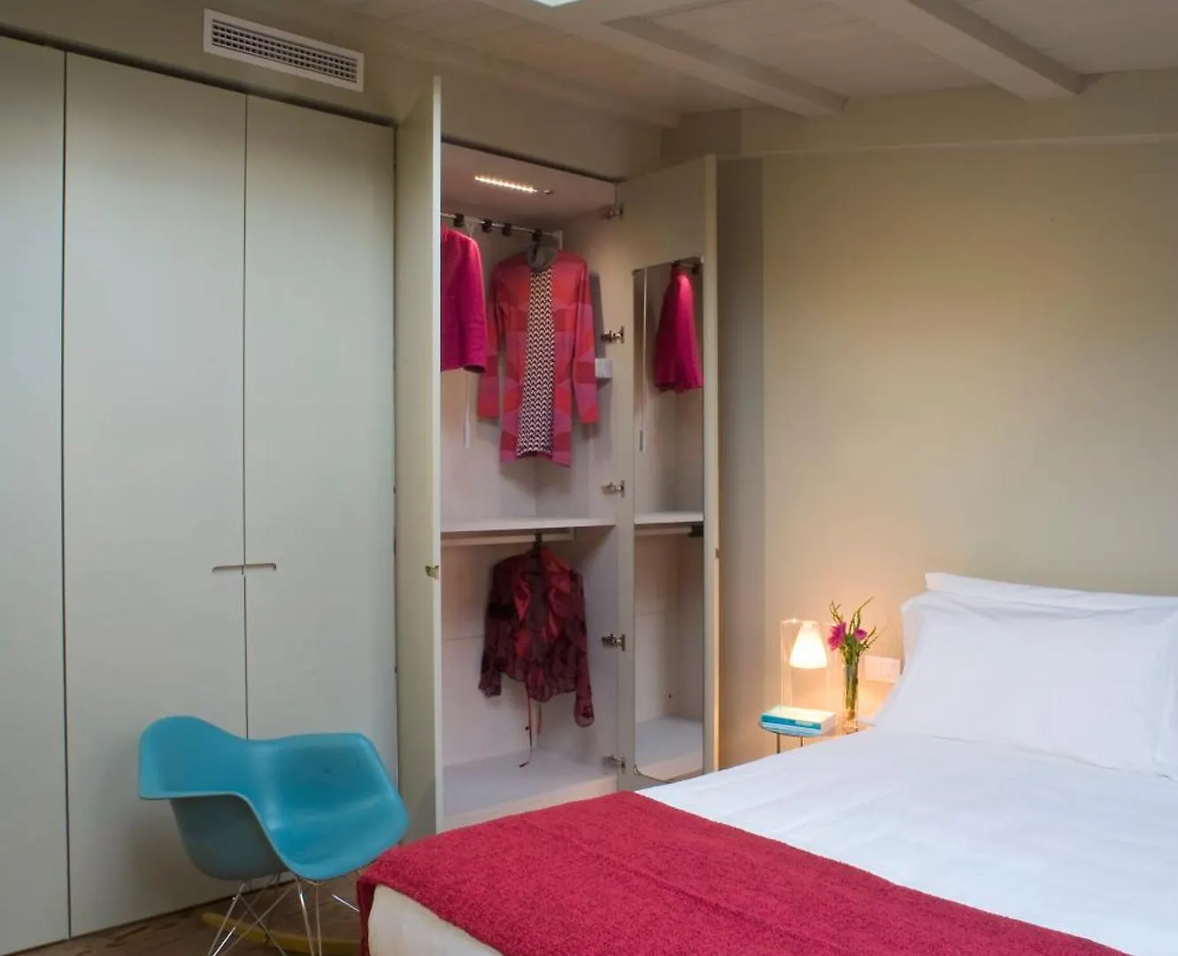 Milan Design Suites 0*,  Itália